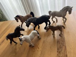 6 Schleich Pferde