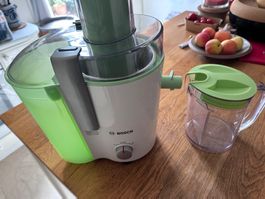 Centrifugeuse Bosch, blanc et vert, état d'occasion