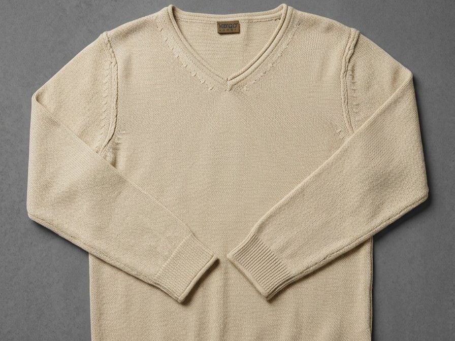 Kenzo Pullover & Sweatshirts: Kenzo Pull Minimaliste beige Taille S – Neu (gemäss Beschreibung) aus Le Locle von QualiteExpress