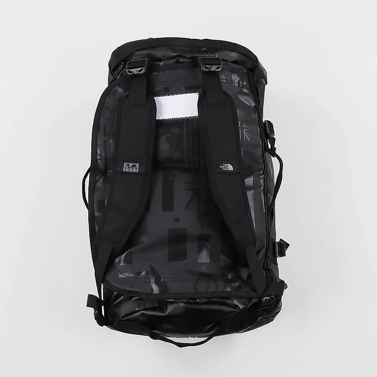 North Face Zaini: The North Face Base Camp Duffel M/M  Flag print – Usato da Kirchberg SG venduto da medea014
