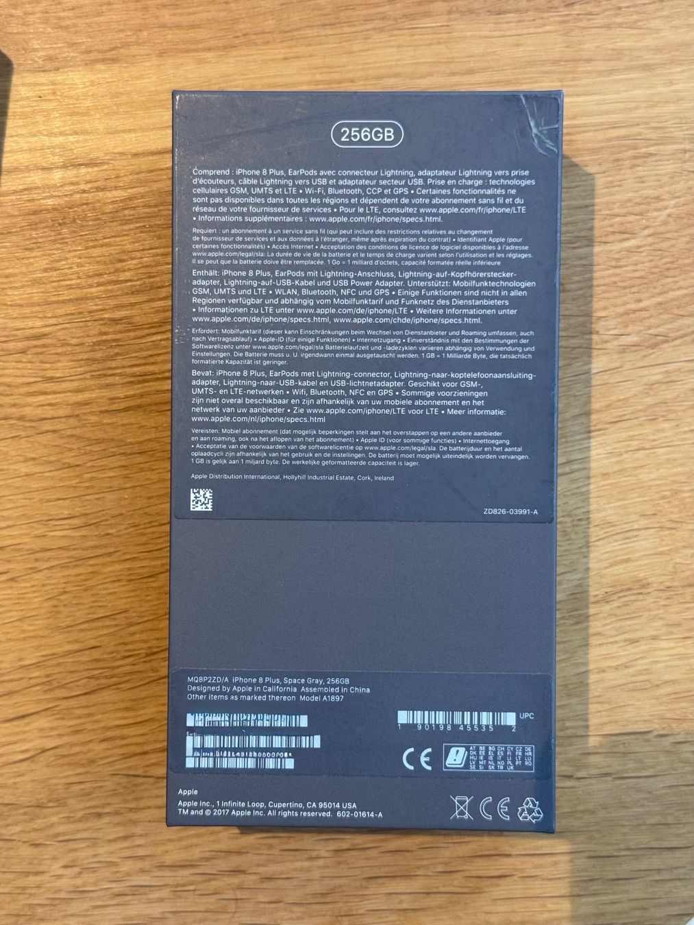Sticker: iPhone 8 Plus Verpackung inkl. Apple Sticker und SIM-Tool – Usato da Wolfhausen venduto da Donatius777 3
