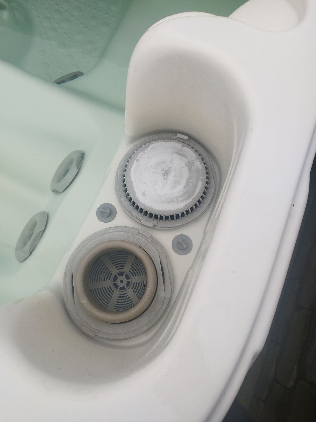 Whirlpool: wihrlpool  – Gebraucht aus Willisau von  5