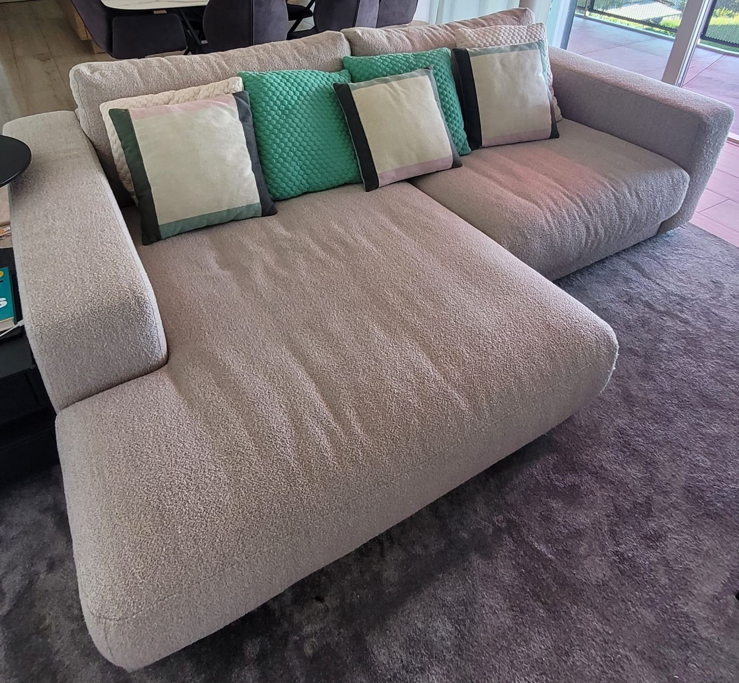 Micasa Sofas: Canapé d'angle beige récent – Gebraucht aus La Conversion von Globalcor 1