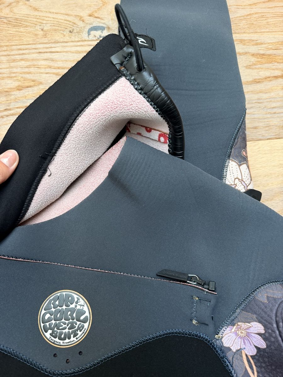Rip Curl Completi & Tailleur: Wetsuit Rip Curl 4/3mm, size 10 – Usato da Frauenfeld venduto da Tendi.01 5