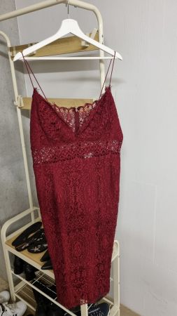 ASOS Kleid, Grösse 46, Weinrot, Spitze