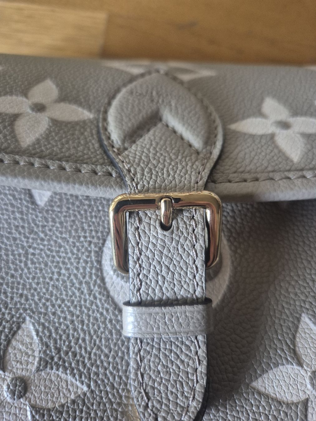 Louis Vuitton Borse da donna: Louis Vuitton Diane Bag – Nuovo (secondo la descrizione) da Biel/Bienne venduto da mvfa88 3