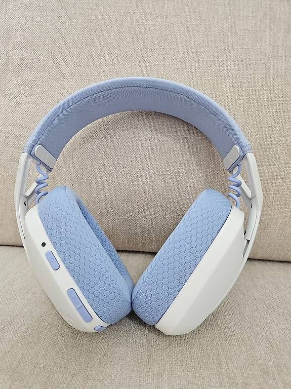 Logitech Cuffie: Logitech G435 kabelloses Headset, weiss / lila – Usato da Zürich venduto da jan_xv9v 3
