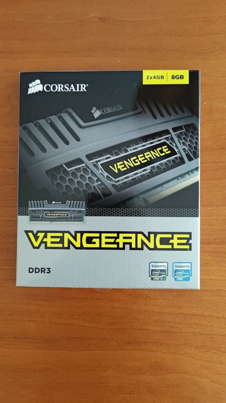 Corsair Memoria / RAM: CORSAIR VENGEANCE DRAM IC – Usato da Lützelflüh-Goldb venduto da alb_d9cx