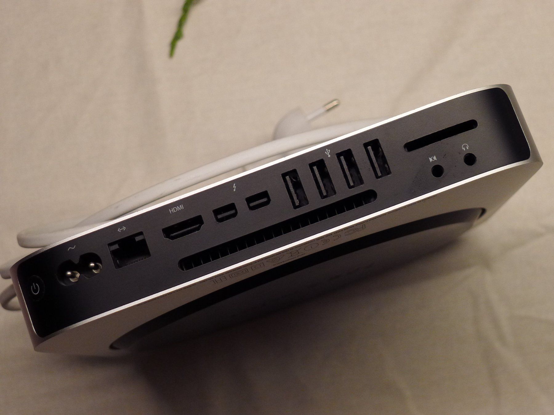 Apple PC: Apple Mac mini late 2014 – Usato da Tegerfelden venduto da Hannah1 1
