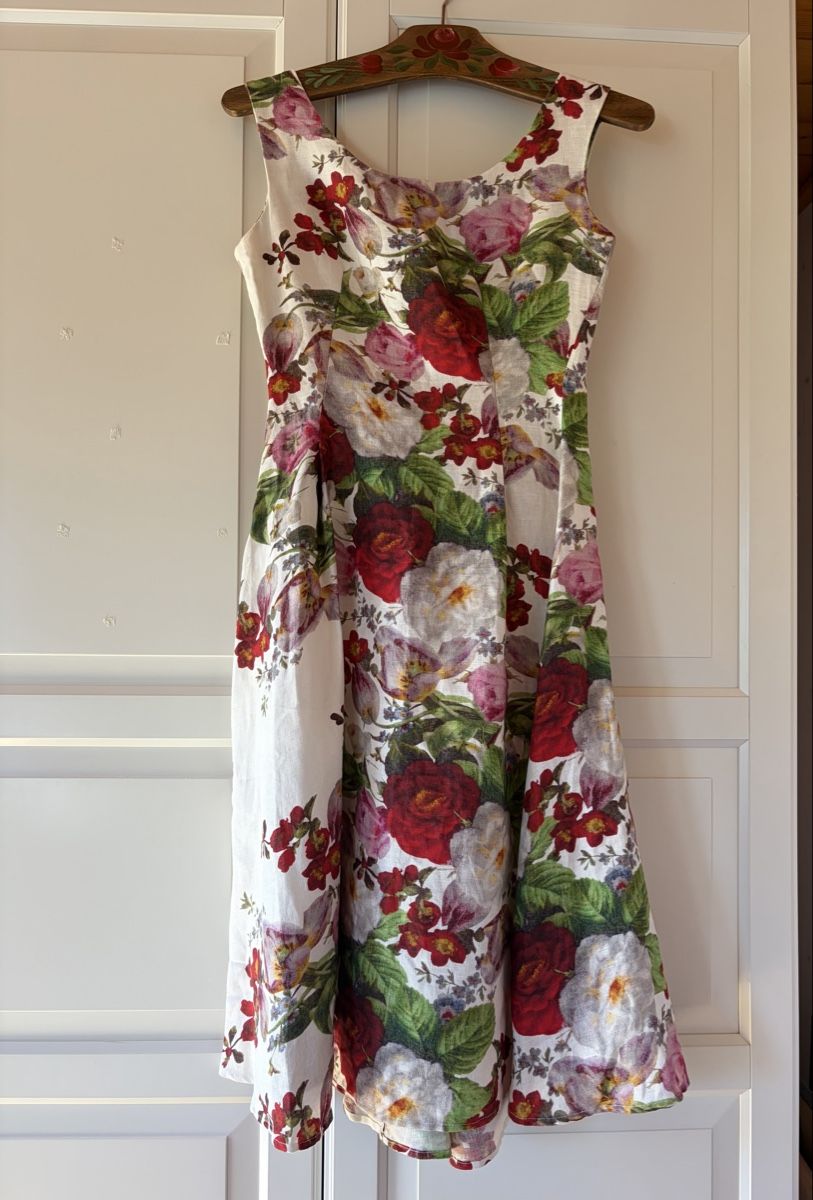 Kleider: Linen Elegant Dress – Gebraucht aus St.Josefen von lop_lh8d 1