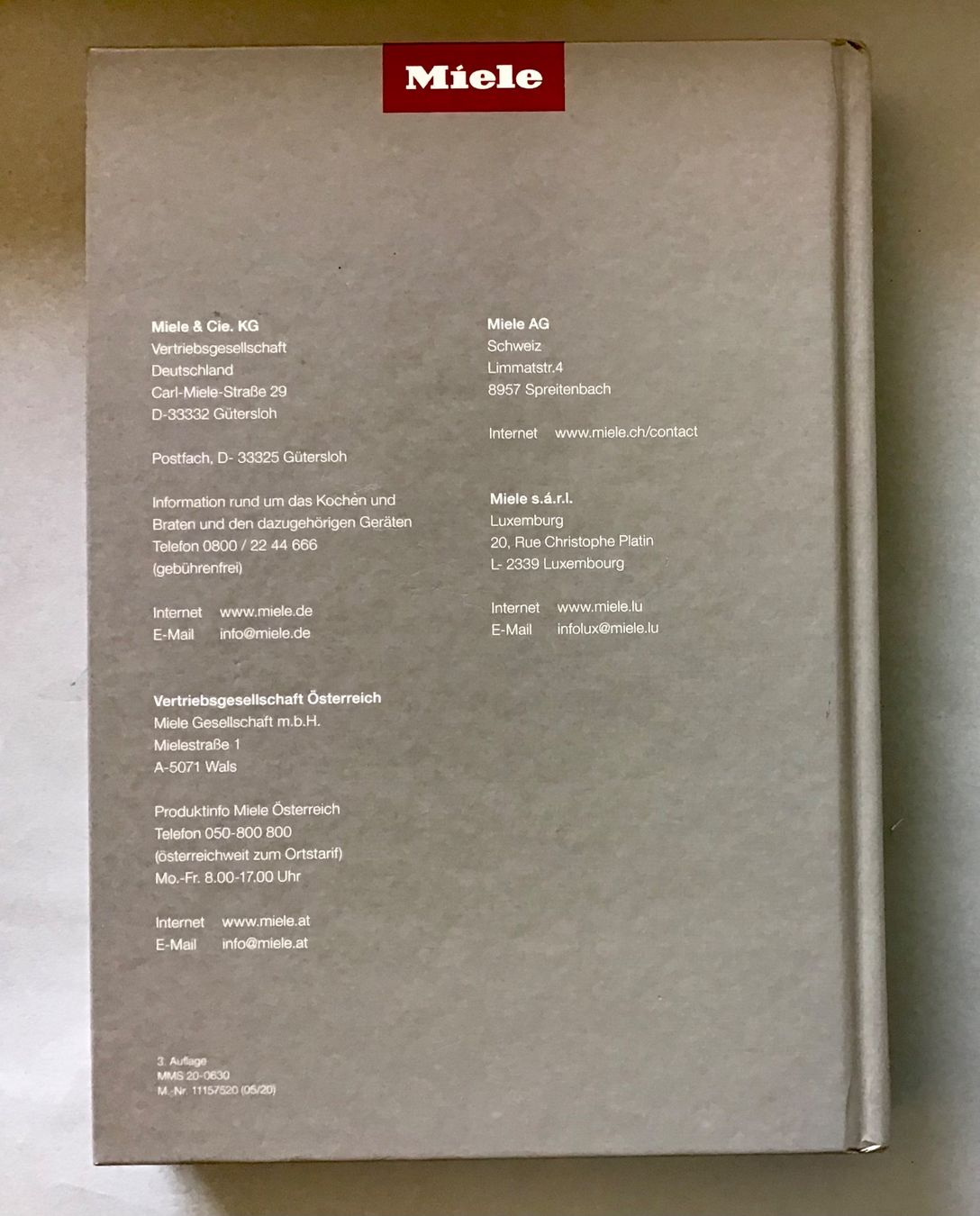 Libri: Miele Kochbuch: Backen, Braten, Dämpfen – Nuovo (secondo la descrizione) da Bubendorf venduto da Alpenheidi 1