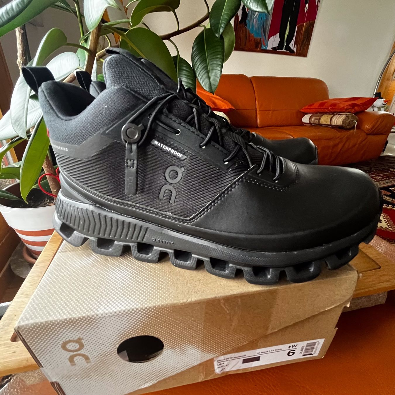 On Chaussures femmes: On Cloud Cloud Hi Wasserdichte Schuhe Gr. 37, Winter – Neuf avec emballage d'origine à Tafers par JP911 7
