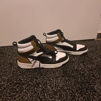 Puma Turnschuhe