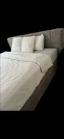Bequemes Boxspringbett mit topper, Top Zustand, Grau