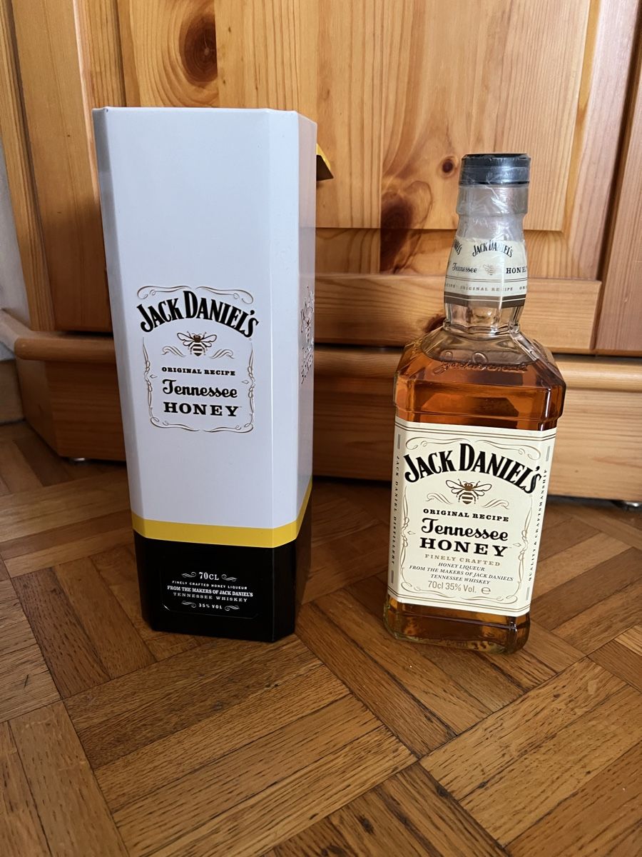 Jack Daniels Spirituosen: Jack Daniels Honey 35% vol. – Gebraucht aus Basel von veralt