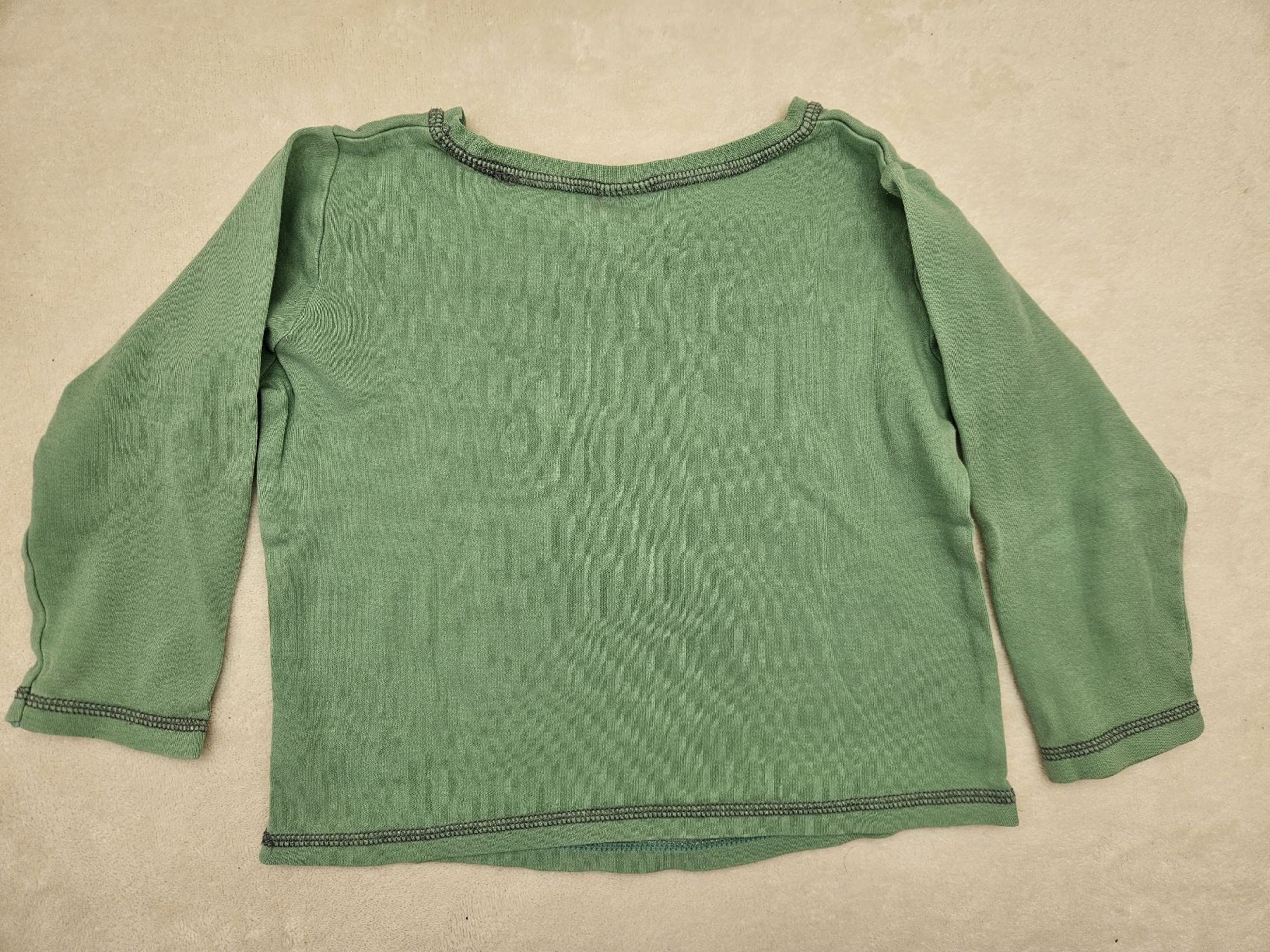 Pulls et sweat-shirts: Pullover Gr. 98/104 – D'occasion à Worb par jun_fj8w 1
