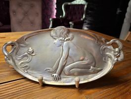 Antiker Zinnteller / Zinnplatte im Jugendstil