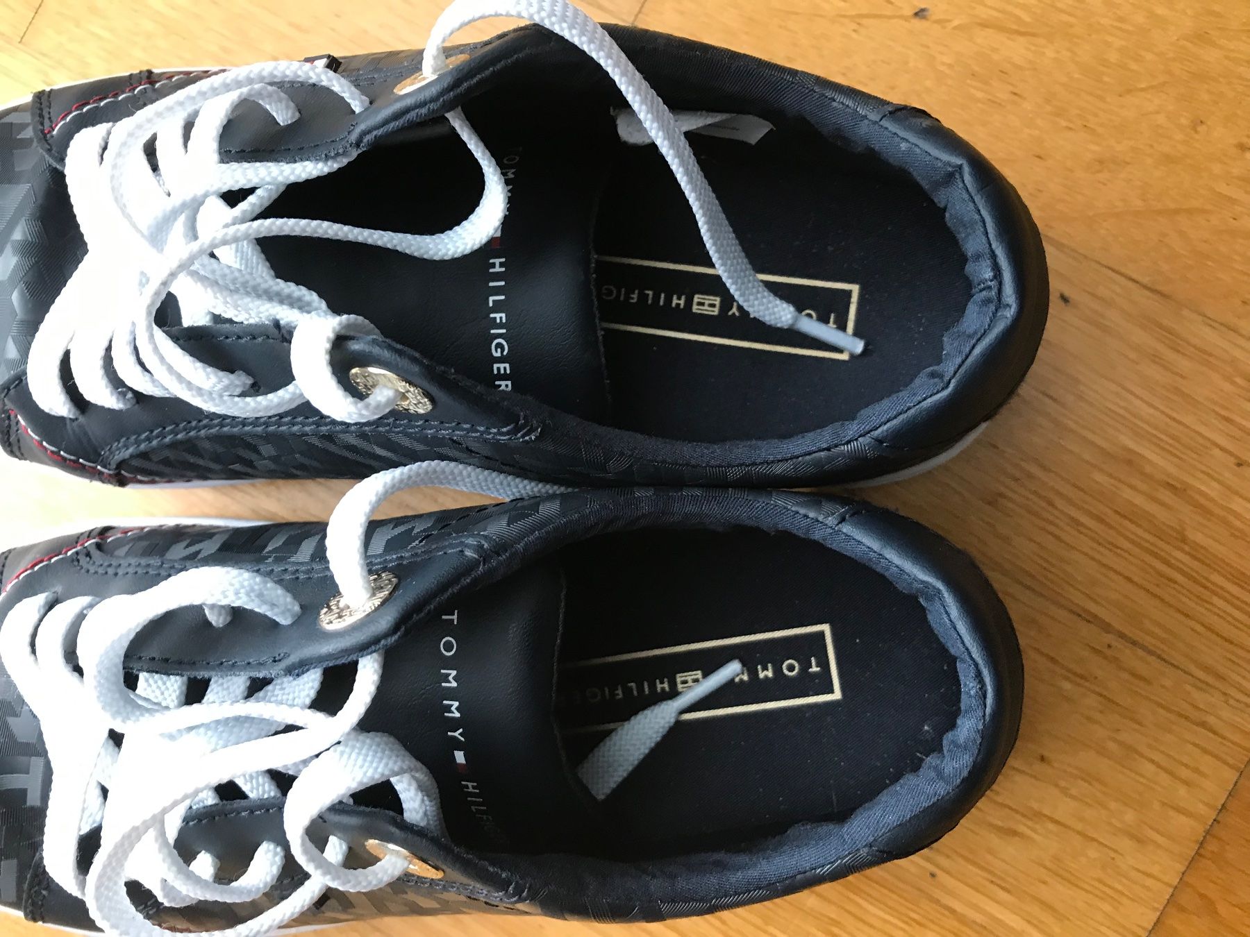 Tommy Hilfiger Scarpe da donna: SNEAKERS TOMMY HILFIGER Gr 37 – Usato da St.Gallen venduto da bubo2008 5