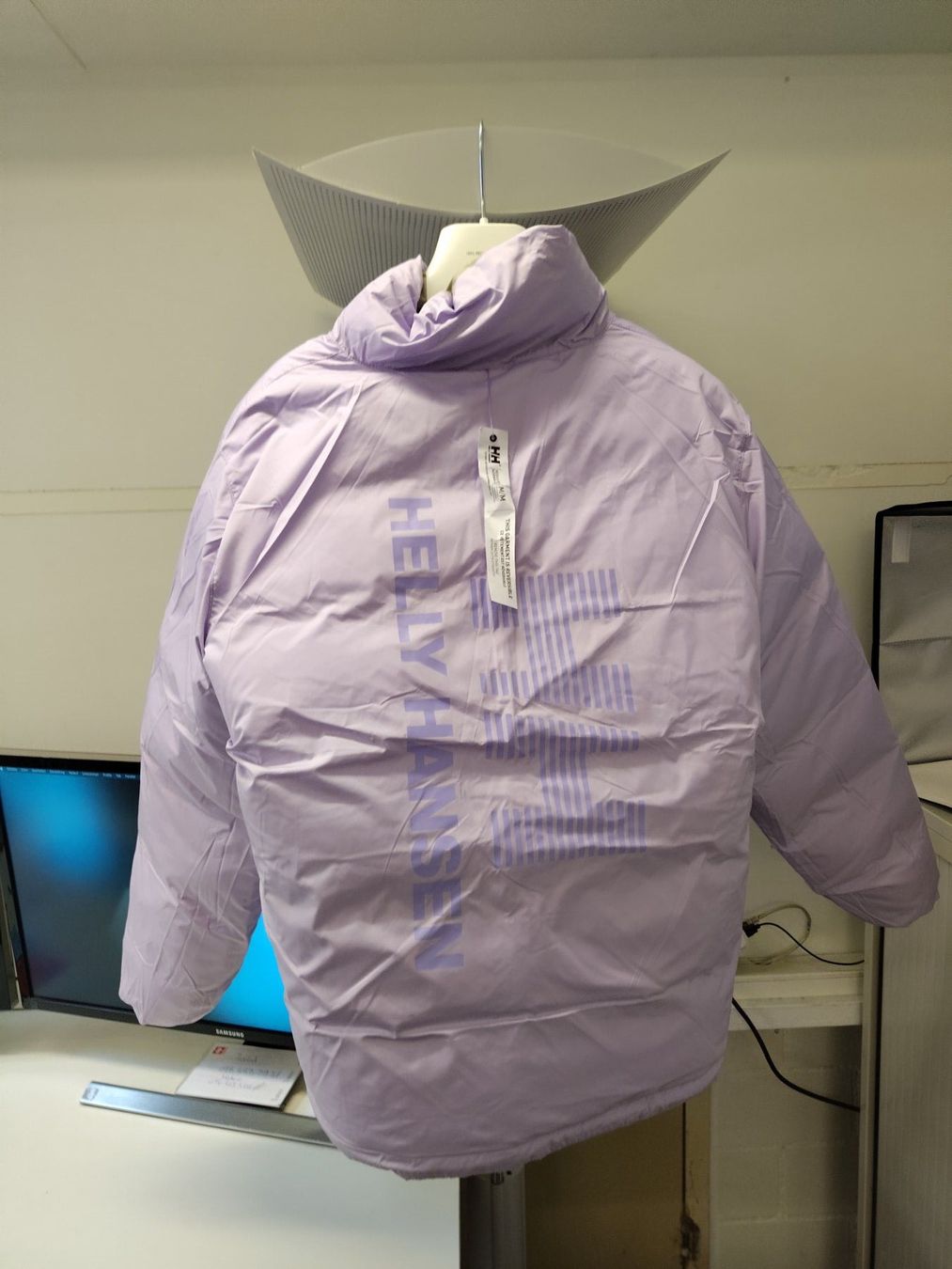 Giacche: Helly Hansen - 23 Reversible Puffer Gr. M – Nuovo e nell'imballaggio originale da Dällikon venduto da Retouren_Resale 3