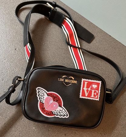 TRENDIGE MOSCHINO BAUCH /CROSSBODY TASCHE NEU