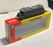 Fleischmann 4345 E-Lok SBB-CFF 10647 digital in OVP
