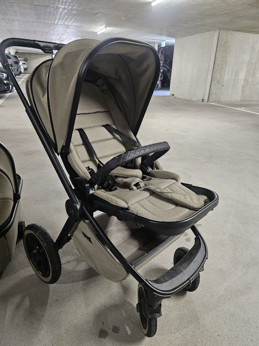 Carrozzine: moon Kinderwagen Babyschale & Sportsitz – Usato da Langnau am Albis venduto da foradream