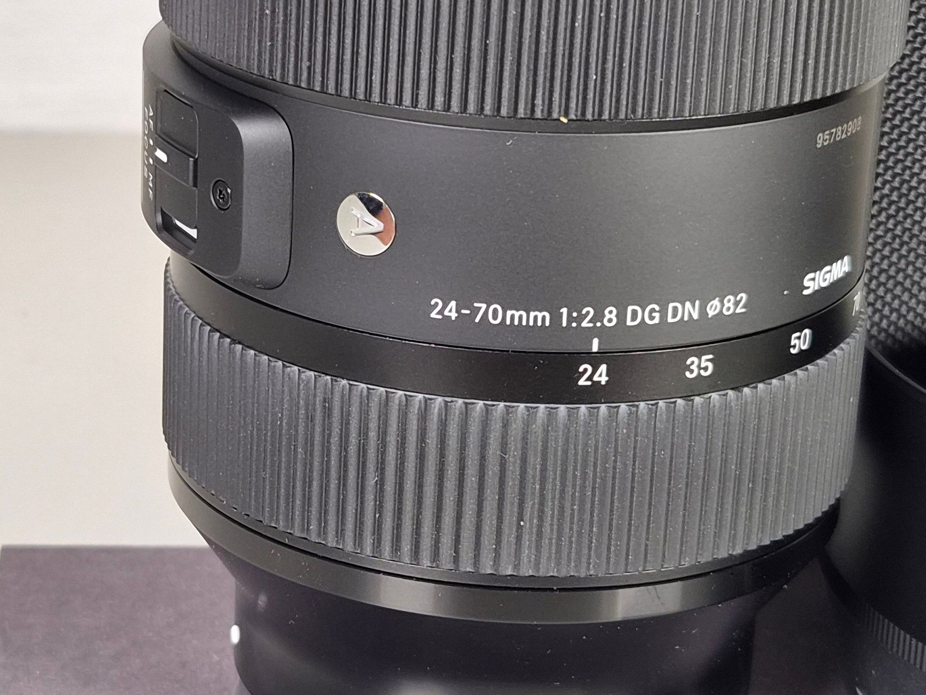 Sigma Objectifs: Sigma 24-70mm 2,8 DG DN / Sony E-Mount – D'occasion à Wikon par digital4you 1