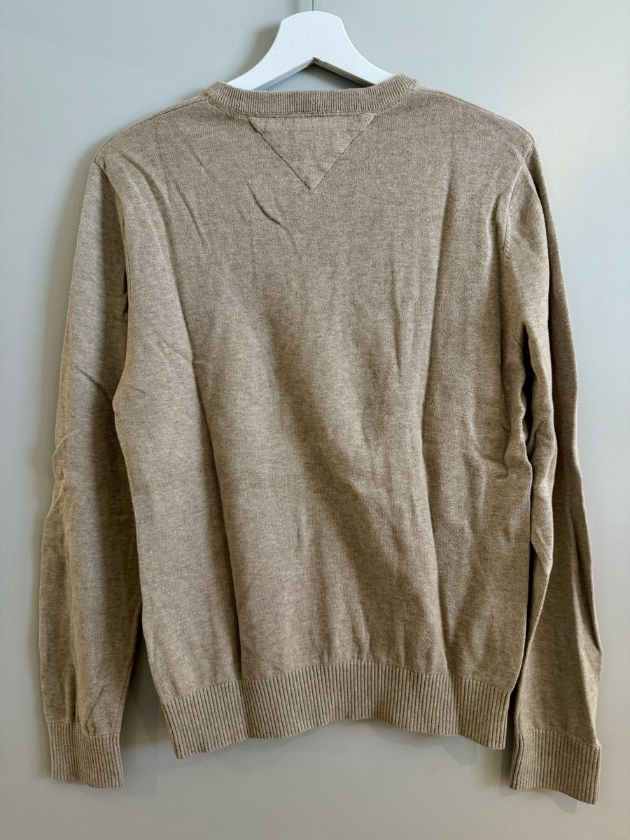 Tommy Hilfiger Maglioni & Felpe: Tommy Hilfiger V-Ausschnitt Pullover – Usato da Einsiedeln venduto da pet_5mzs 2