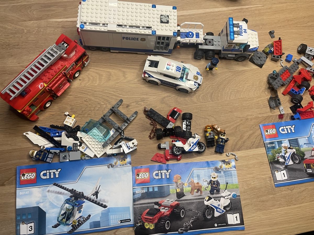 Lego Spielzeuge: LEGO City Polizei Set  – Gebraucht aus Visp von walschi91