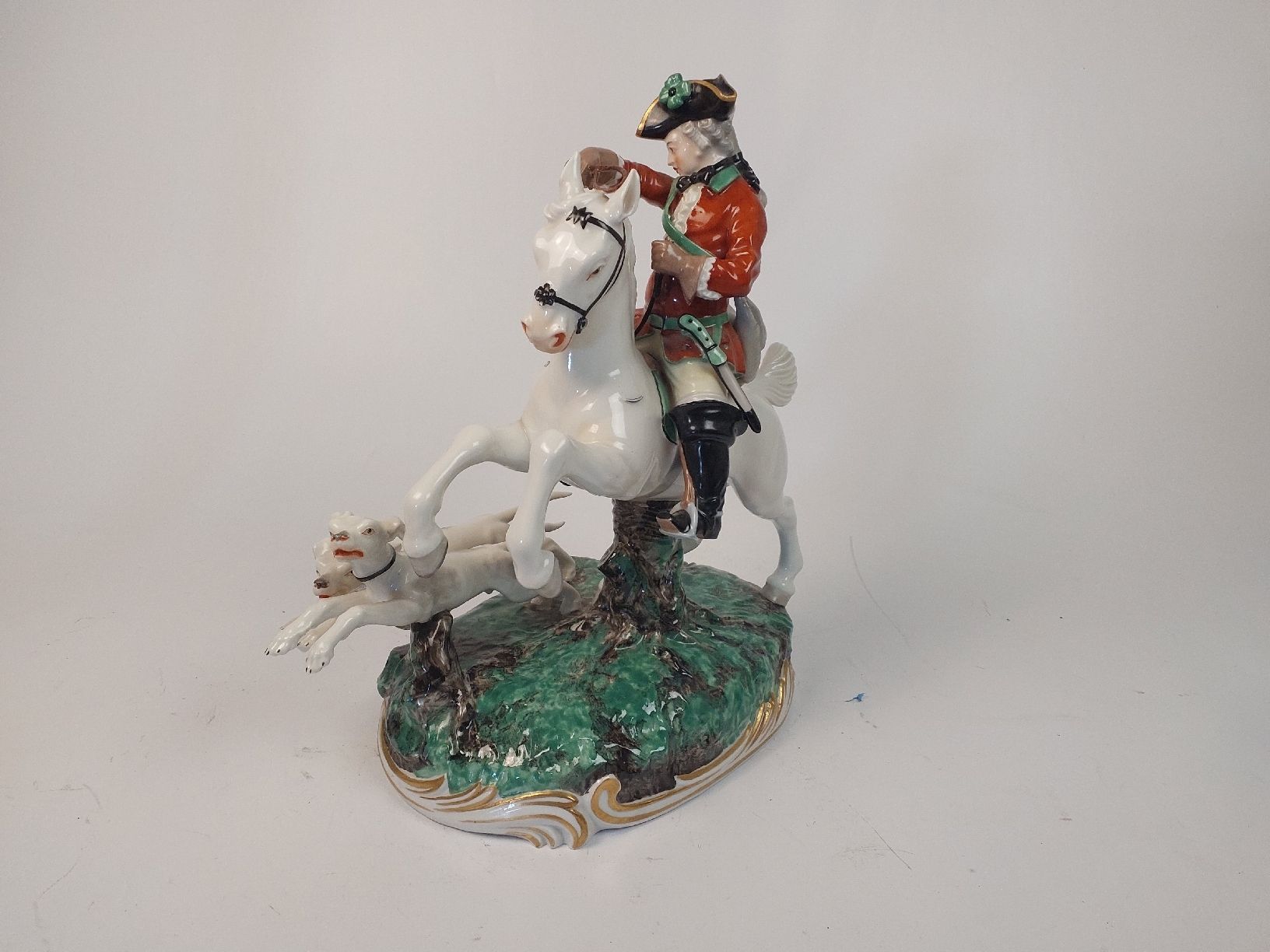 Statuette: Porzellanfigur Jäger zu Pferd – Usato da Luzern venduto da CaritasZentral 3
