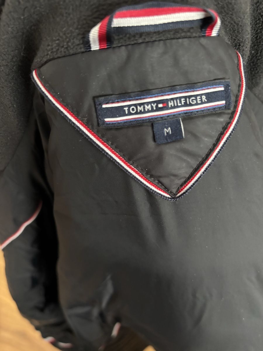 Tommy Hilfiger Cappotti: Damenjacke Tommy hilfiger – Usato da Seewen SZ venduto da buqe 8