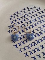 Hoop earrings with blue bubble heart and blue rhinestone