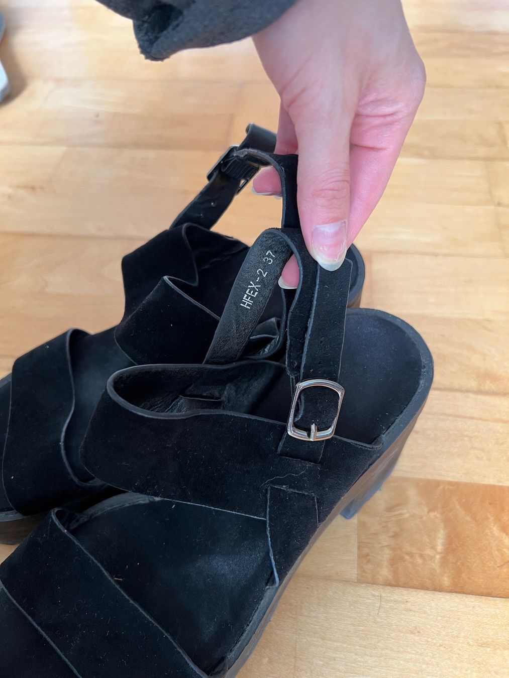 Damenschuhe: Platteau Heels mit Blockabsatz Gr. 36-37 – Gebraucht aus Tagelswangen von SpicyChicken 2