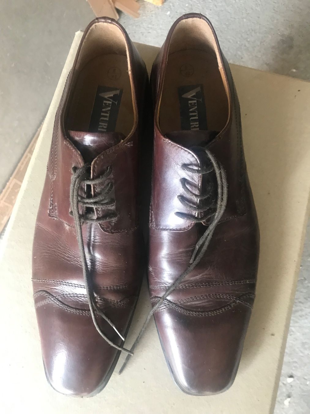 Scarpe da uomo: Venturini  Herren Schuhe  Grõsse 42 – Usato da Opfikon venduto da Sonnenuntergang12