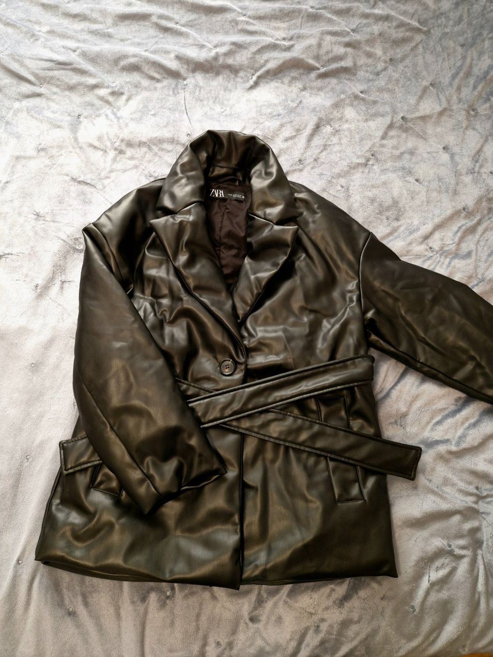 Zara Cappotti: Zara Mantel Leder XS 34 – Usato da Buttikon SZ venduto da Joanna128 1