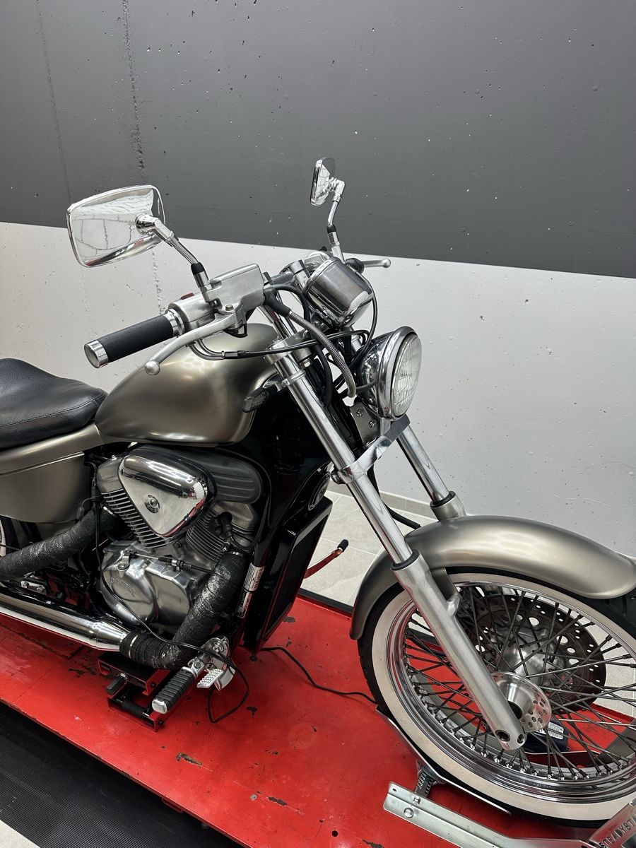 Honda Altro: Honda Shadow 600 Bobber – Usato da Pringy venduto da Antoine512ENJ 7