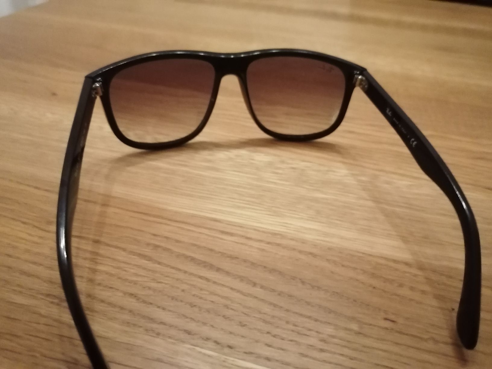 Ray-Ban Occhiali & Lenti: Ray Bann Sonnenbrille – Usato da Adliswil venduto da Romanista1927