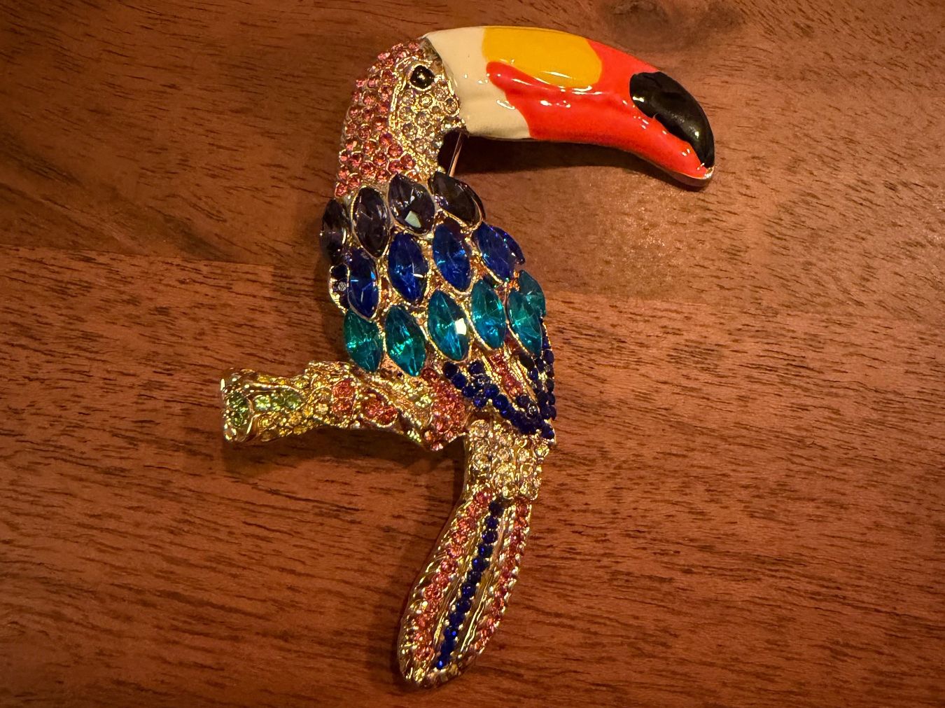 Spille & Fermagli: Toukan Vogel Brosche mit Strass – Nuovo (secondo la descrizione) da Gams venduto da Mariawicca 1