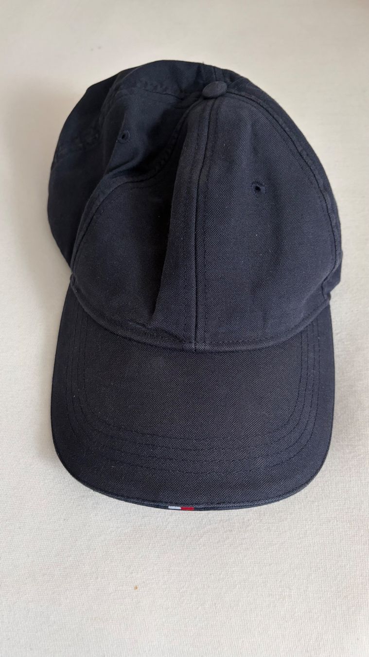 Tommy Hilfiger Copricapi, berretti & cappellini: Tommy Hilfiger Cap – Usato da Oberdiessbach venduto da liv_iaanna