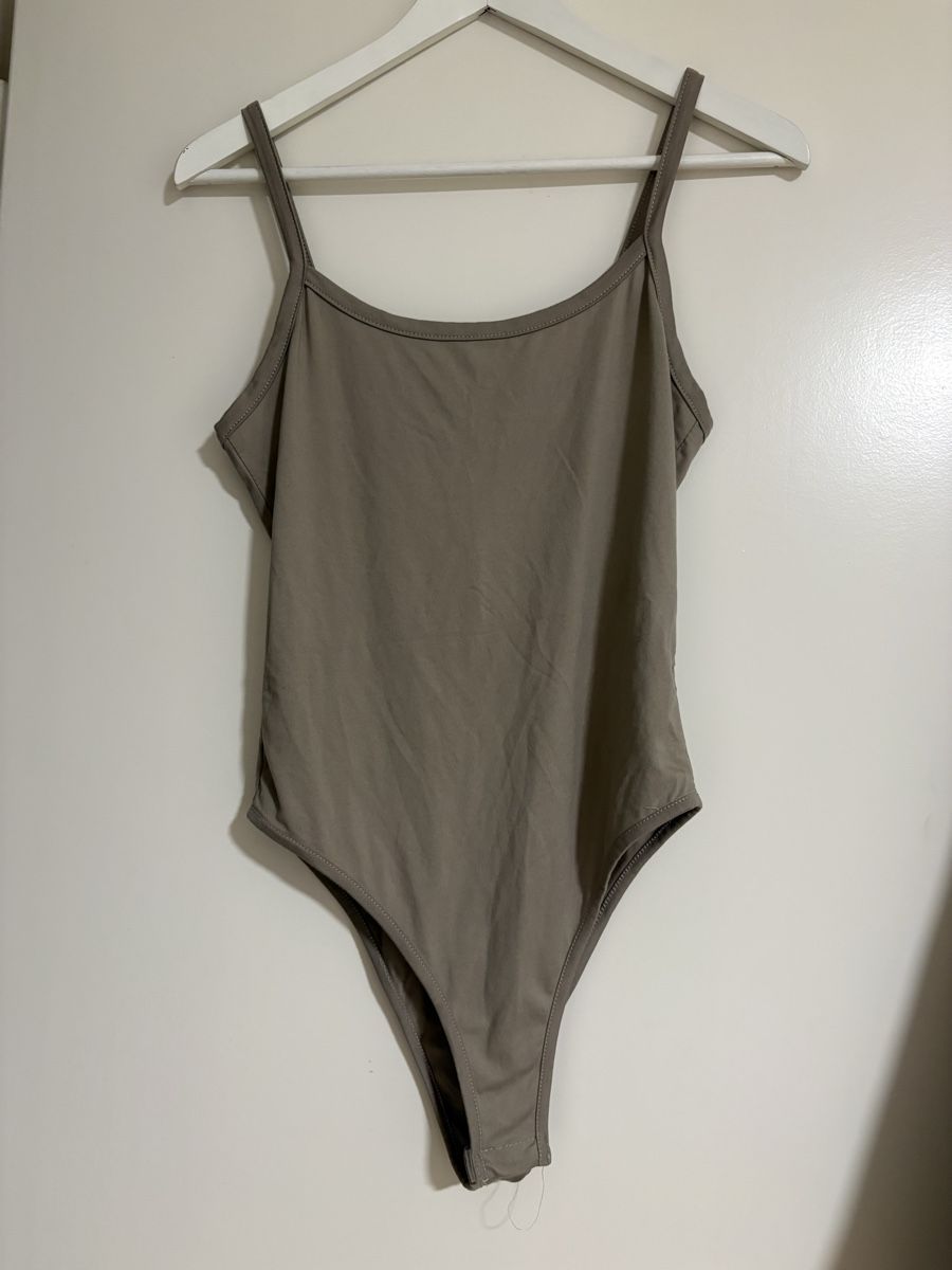 Tops: Body Gr.S – Gebraucht aus Münchenstein von cyoni