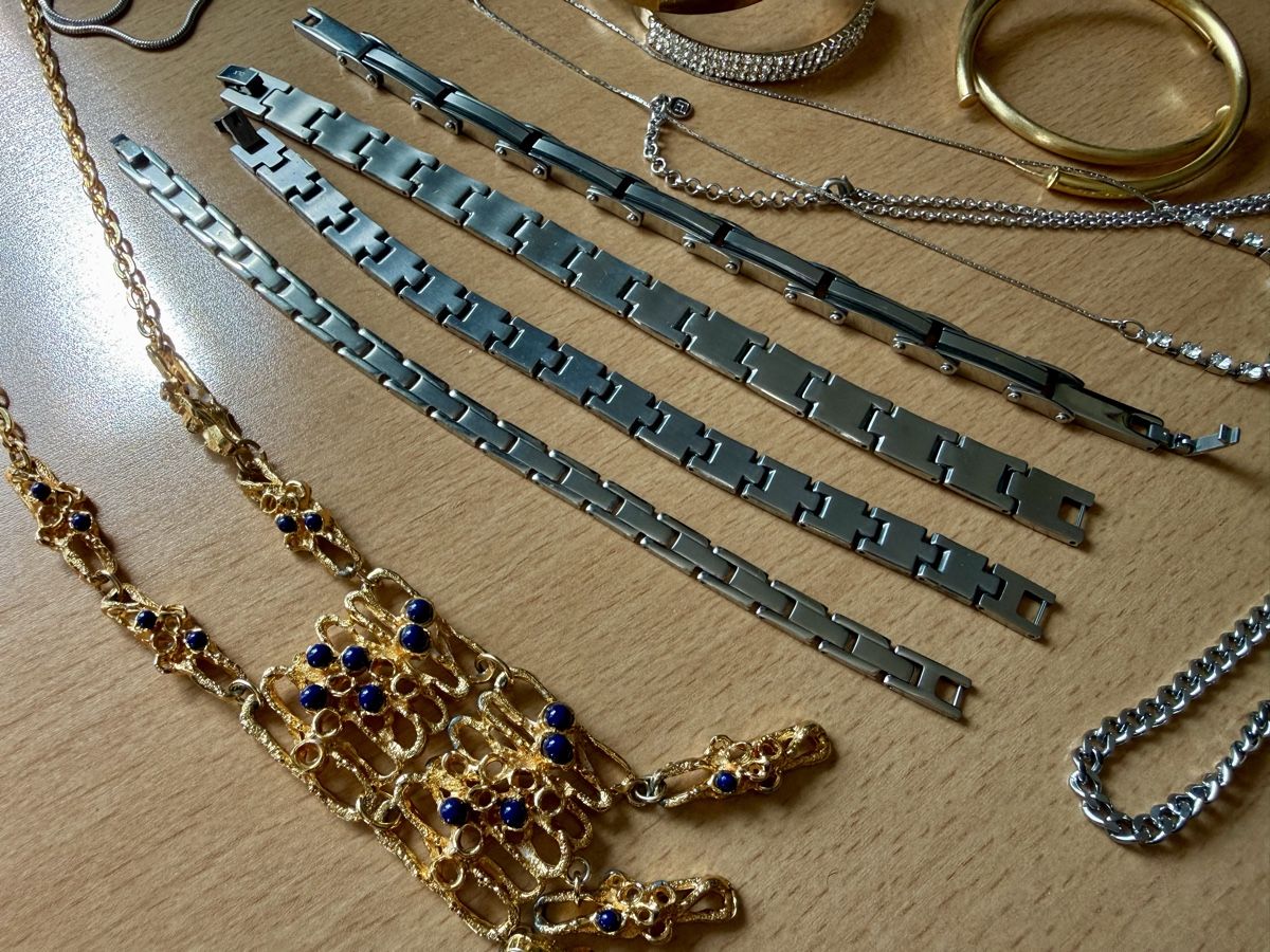 Altri gioielli: Lot Schmuck, Lot Modeschmuck – Usato da Lamone venduto da LaCantinaMagica 2
