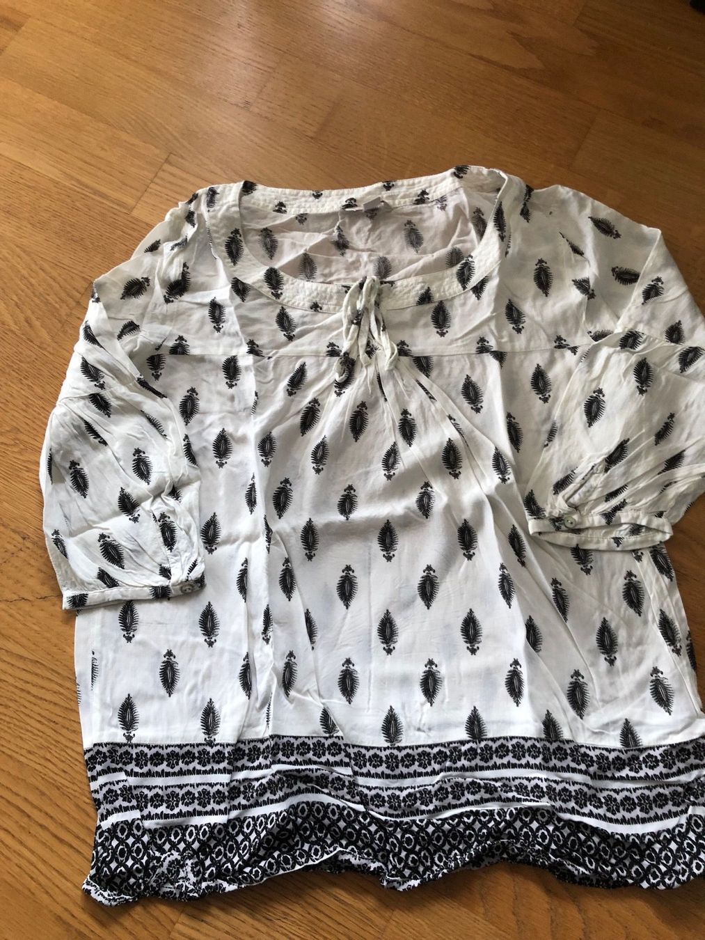 Esprit Camicette: BLUSE ESPRIT 34 mit Federn – Usato da Wattwil venduto da jopara