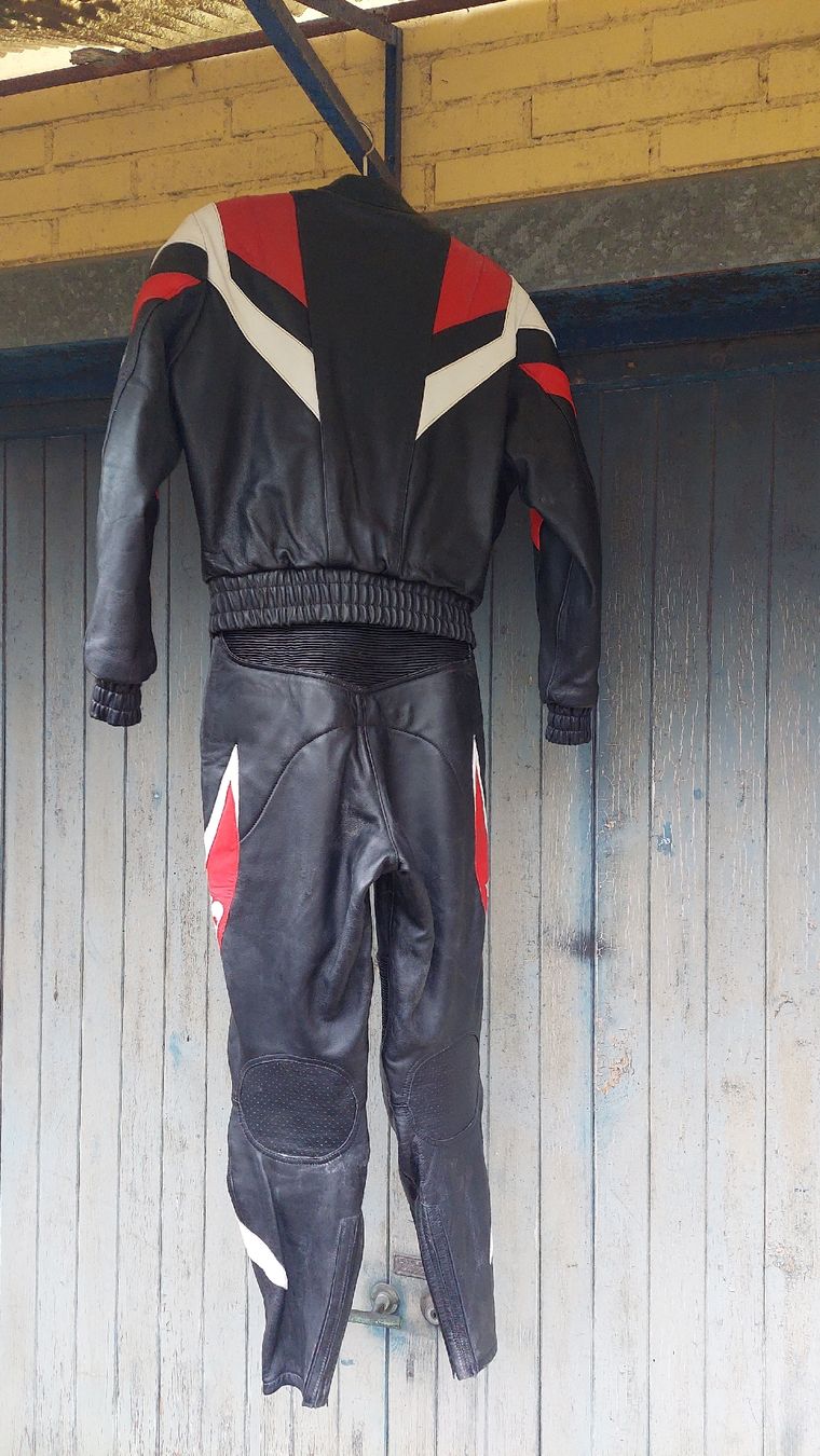 IXS Anzüge & Kostüme: Motorrad Lederkombi IXS, Grösse 44/L – Gebraucht aus Othmarsingen von Lanz05 3