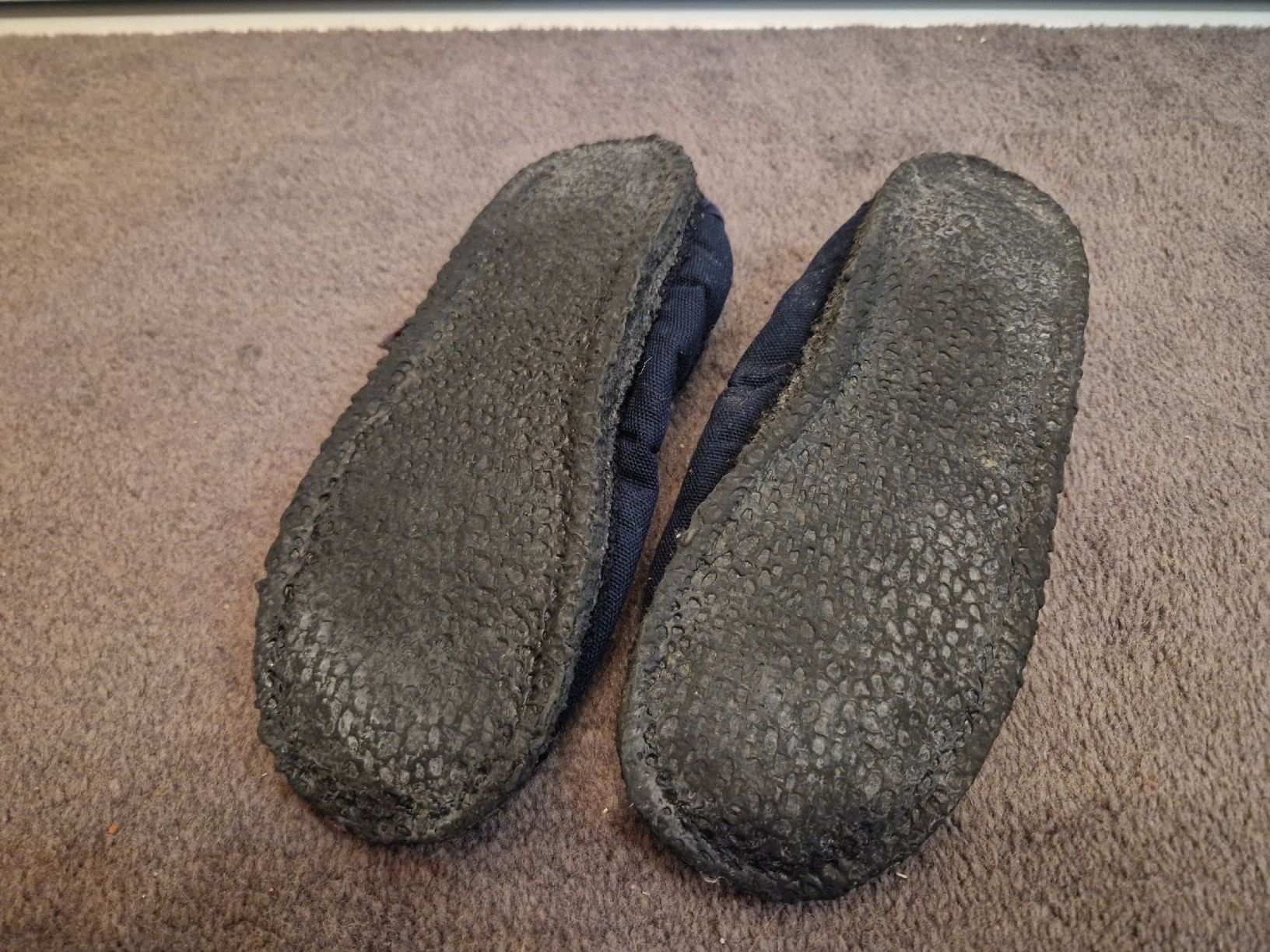 Scarpe da uomo: Giesswein Hausschuhe, Grösse 32 – Usato da Kaisten venduto da Amore_Rio 1