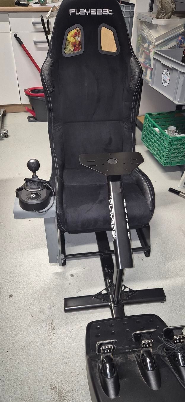 Playseat Sedie: Playseat Evolution Alcantara – Usato da Othmarsingen venduto da Wayward_Son7