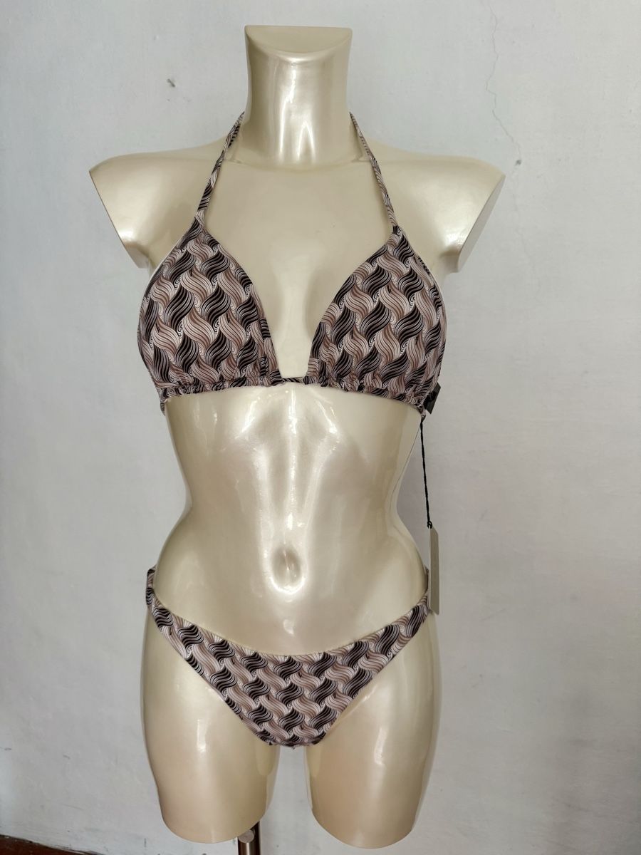 Costumi da bagno & Bikini: Fisico bikini new – Nuovo (secondo la descrizione) da Barna venduto da orbuyorcry