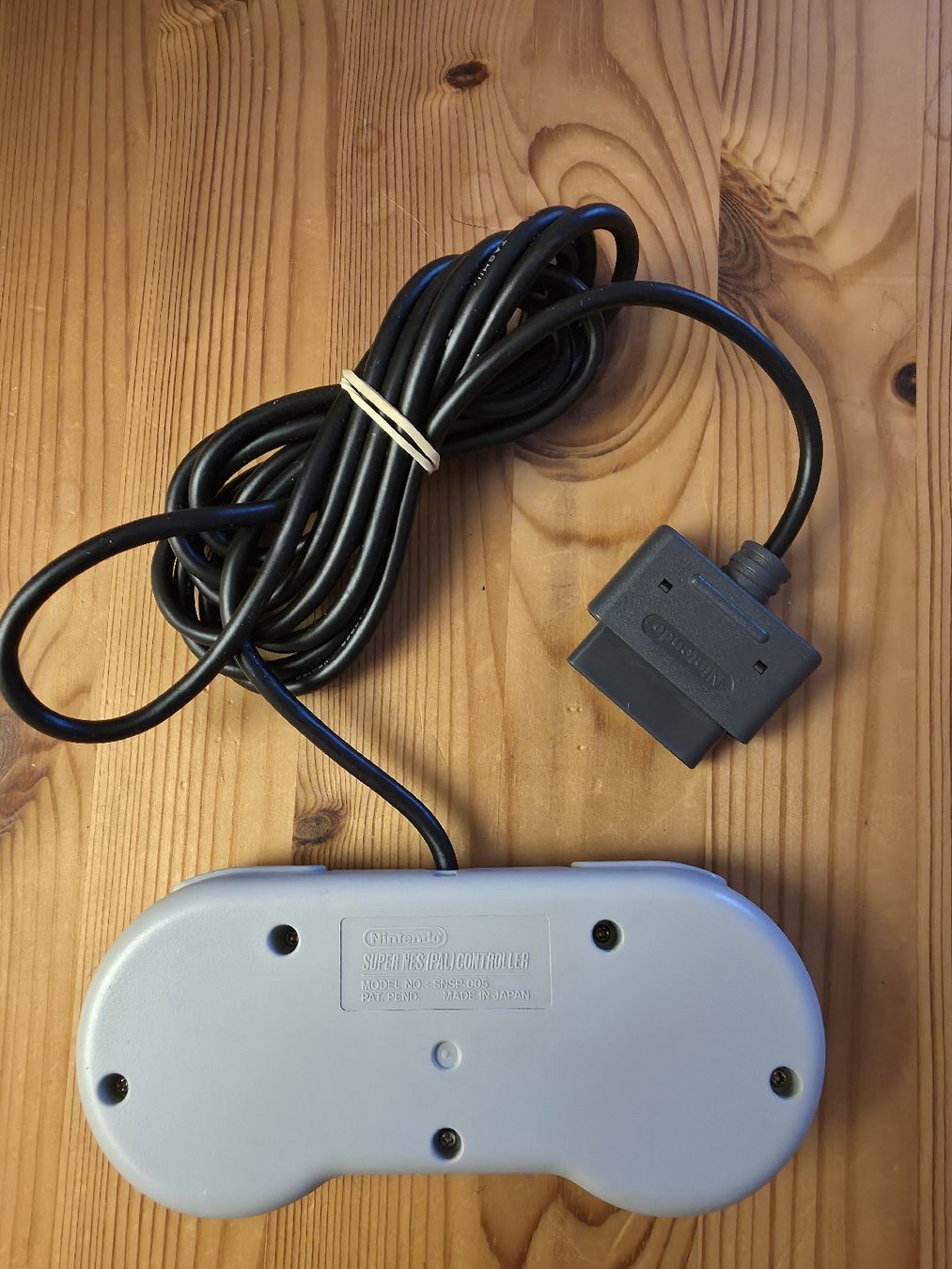 Nintendo Controller: 3x Original SNES Controller in TOP Zustand – Usato da Schaffhausen venduto da JG1234 1