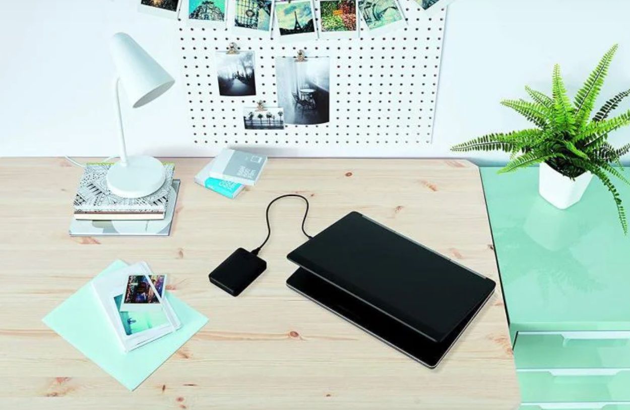 Western Digital Dischi rigidi: Western Digital Disque dur externe WD Elements Portable 1 TB – Nuovo (secondo la descrizione) da Nyon venduto da aar_g6pl 2