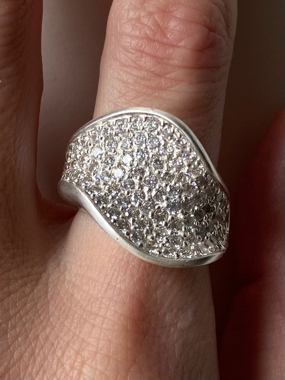 gro-er-silber-ring-mit-zirkonia-steine-gebraucht-in-gossau-f-r-chf-22