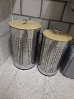 2 Wäschekörbe